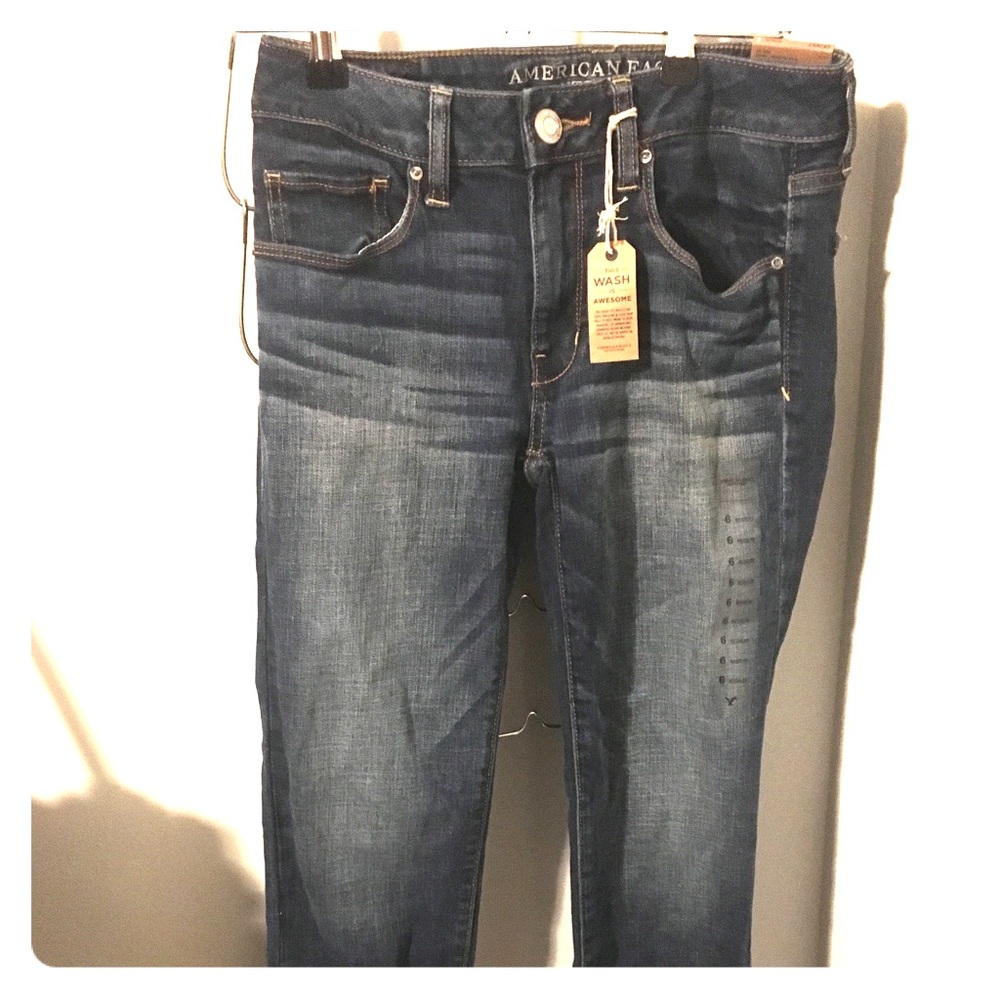 Low rise skinny jeans